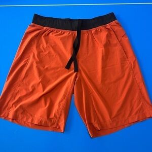 Lululemon Men’s 10” Athletic Shorts. Excellent Condition. Size L